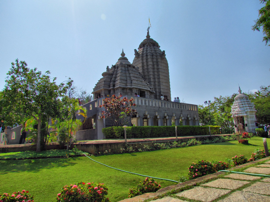 Jagannath's Temple, ECR Jagannath's Temple, Kannathur, ECR… Flickr