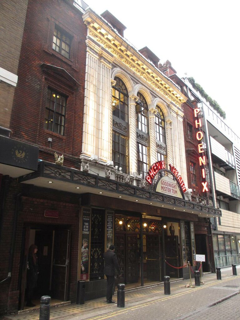 112 Charing Cross Road Phoenix Theatre Covent Garden Community