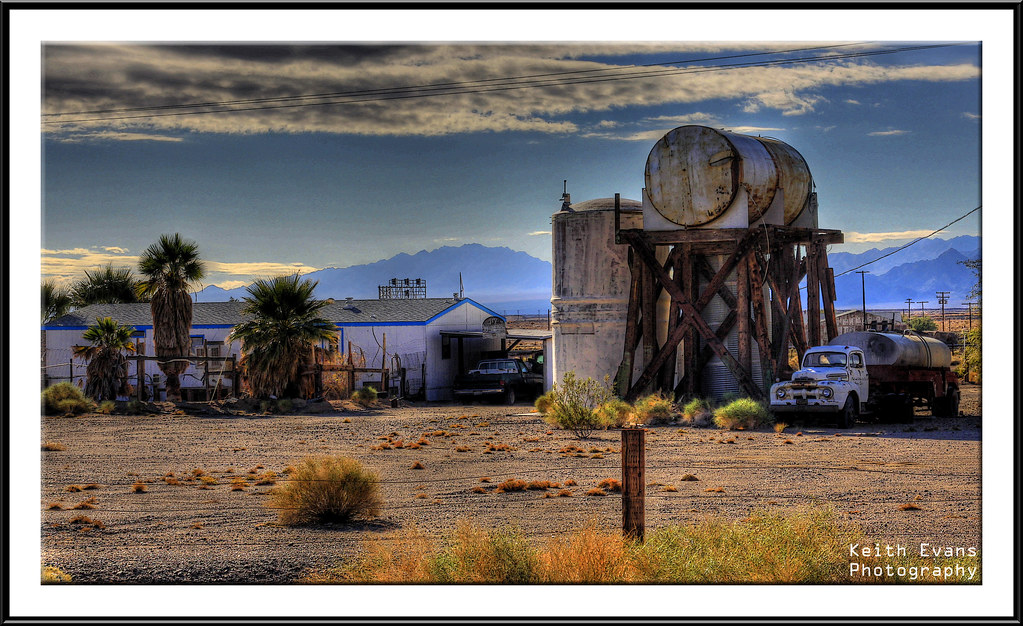 Amboy 003 Amboy was once a major stop along famous Route 6… Flickr