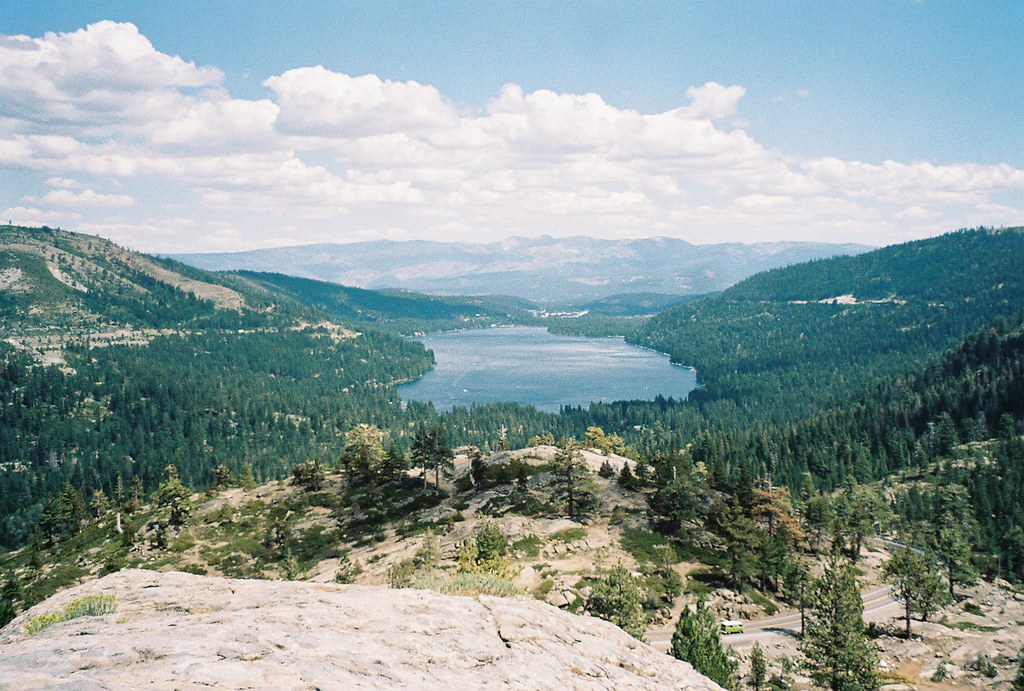 Donner Pass This is the spectacular view of Donner Lake fr… Flickr