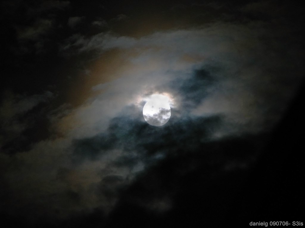 All sizes Cloudy night sky S3isCloudyMoon3 Flickr Photo Sharing!