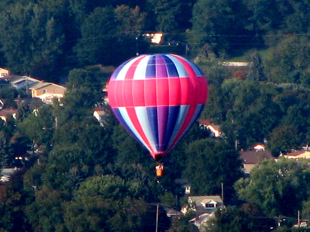 Hot Air Balloon Montoursville, PA Balloonfest 2006. Very h… Flickr