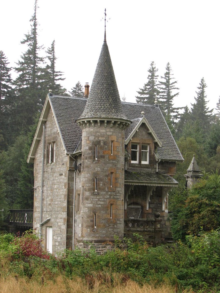 Scotland Loch Laggan Gate House This was the little gate… Flickr