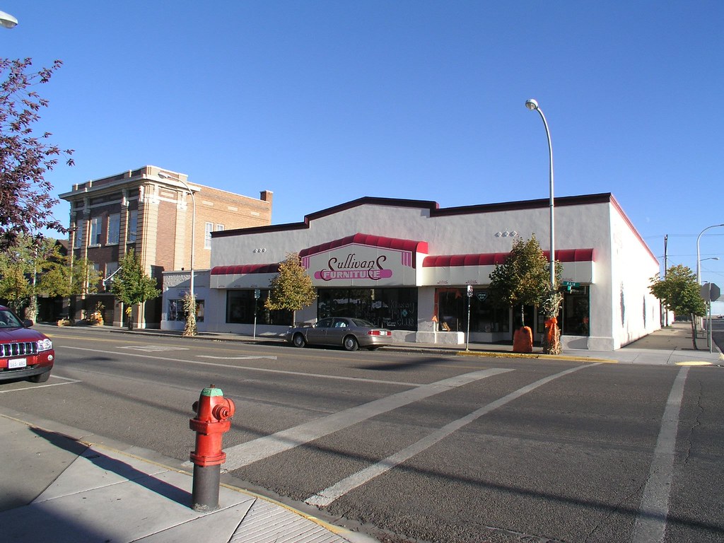 Sullivans Furniture, Miles City Sullivans Furniture, 900 M… Flickr