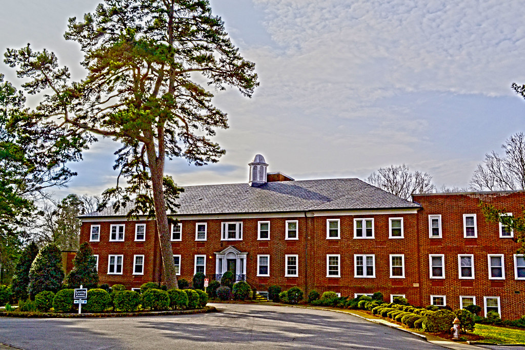 Old Hugh Chatham Hospital, 1931, Elkin NC, Chatham Woods S… Flickr