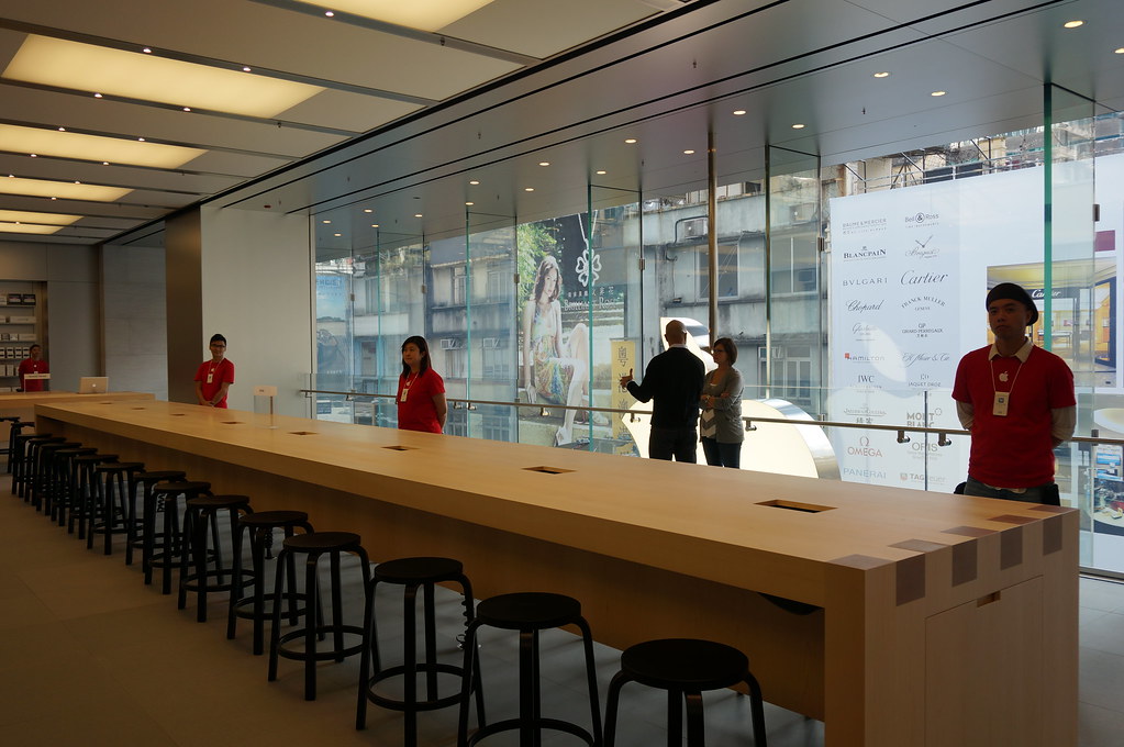 360° Genius Bar Genius Bar 位於 Apple Store, Causeway Bay 三樓… Flickr