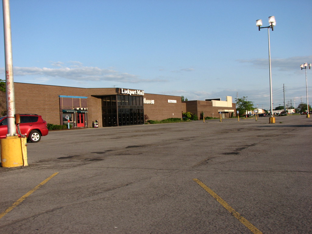 Twin Tiers Retail The Last Traces of the Lockport Mall