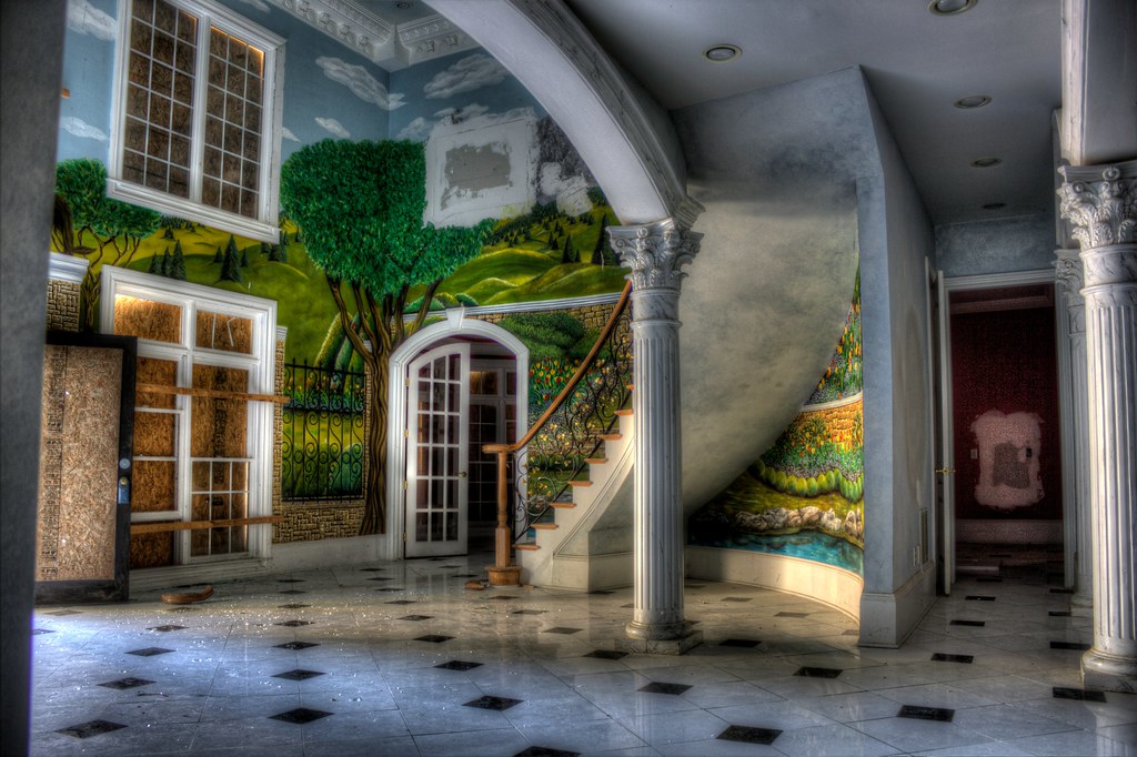 horrible mural abandoned Woodstock mansion Jeff Hagerman Flickr