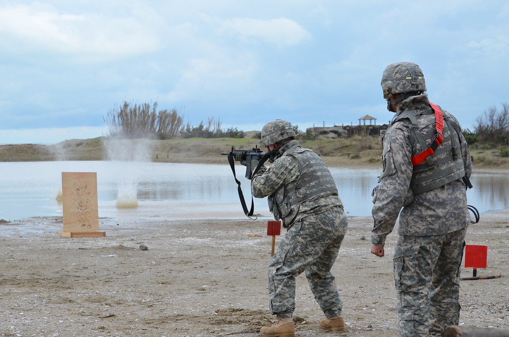 DSC_1931 Military Police Soldiers from the 511th and 464th… Flickr