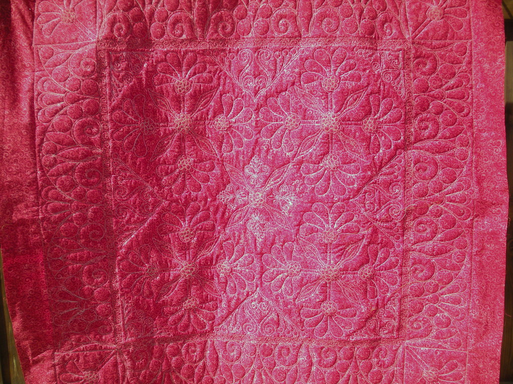 MEXICAN ROSE QUILT BACKING Made by Gayle Lacerda qui… Flickr