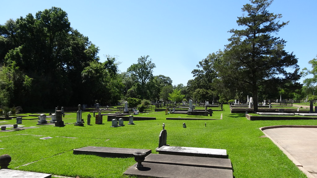 Mt. Olivet Cemetery, Pineville, LA **Mt. Olivet Episcopal … Flickr