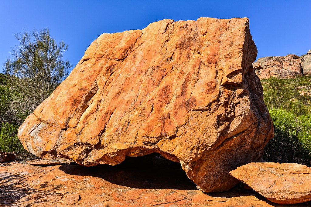 Big rock/ Western Australia Kevin Scattini Flickr