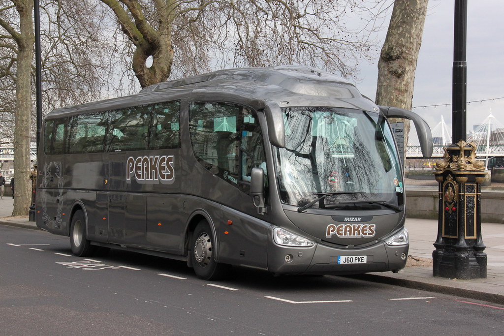 101036 Peakes Coaches, Pontypool (CS) J60PKE Victoria Emba… Ken