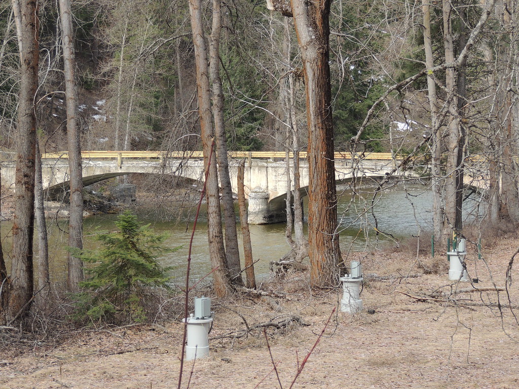 sh1 old bridge Near Bullfrog Pond on the Cle Elum River. Upupa4me