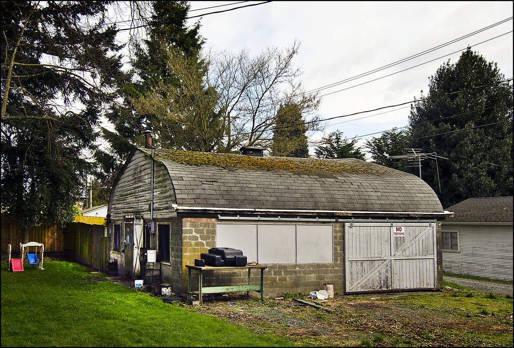 Everett Garage 2 I really liked the barn style roof on th… Flickr