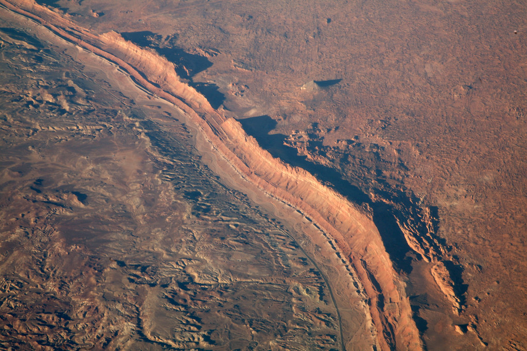 2013_01_17_laxjfk_213 Echo Cliffs in Arizona, with the Ka… Flickr