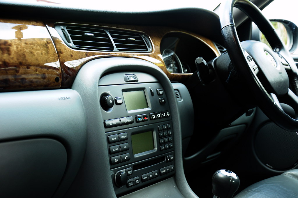CSC_0181 Jaguar x Type Interior Wood and leather. X Type … Flickr