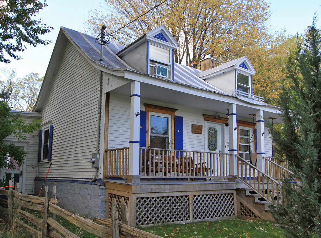 Maison Paquette, 2077, rue de l'ÎledelaVisitation (Ahun… Flickr