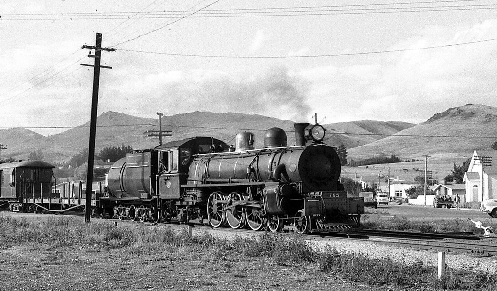 NZR Ab795 At Lumsden, Southland , NZ .16 Feb 19… Flickr