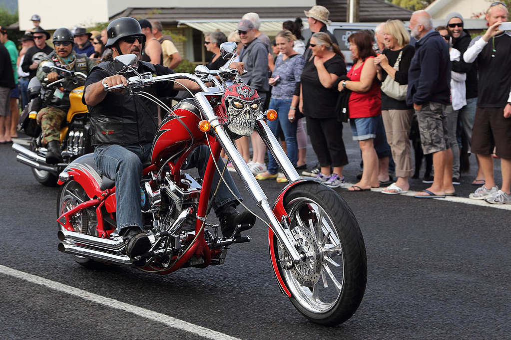 The Beach Hop Bike Parade 2013 Beach Hop, Whangamata, NZ Flickr