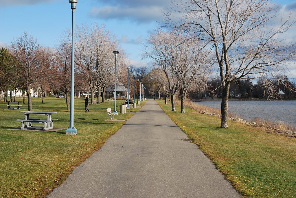 Parc Pine Beach (Dorval) Photo AnneMarie Dufour Flickr