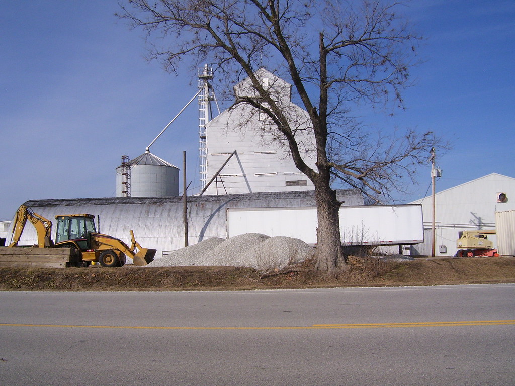 Ipava IL Grain Elevators Karas Hall Flickr