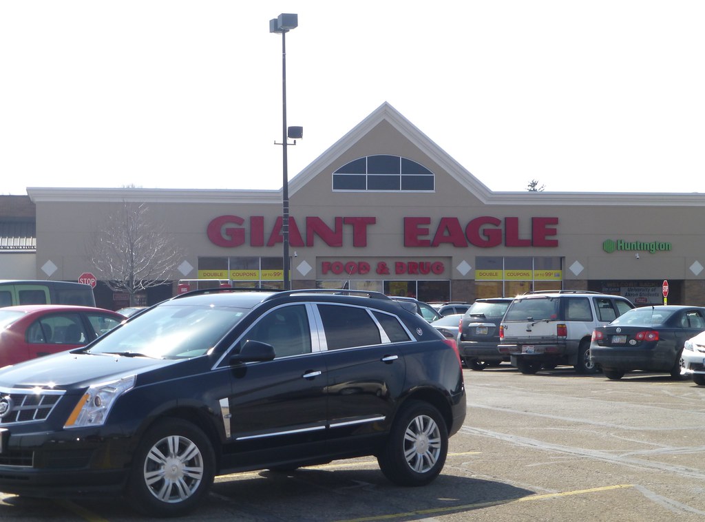 Eagle Gallery Giant Eagle Market District Cuyahoga Falls