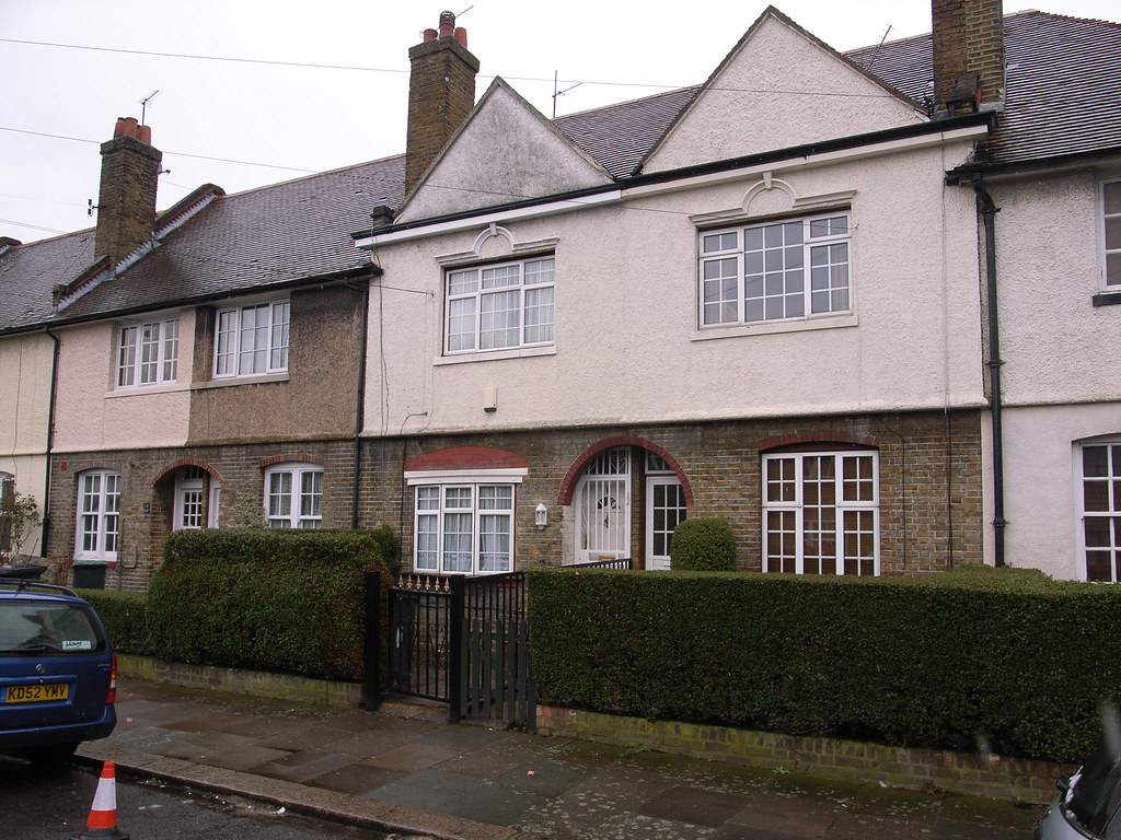 The Tower Gardens Estate The Tower Gardens Estate, built b… Flickr