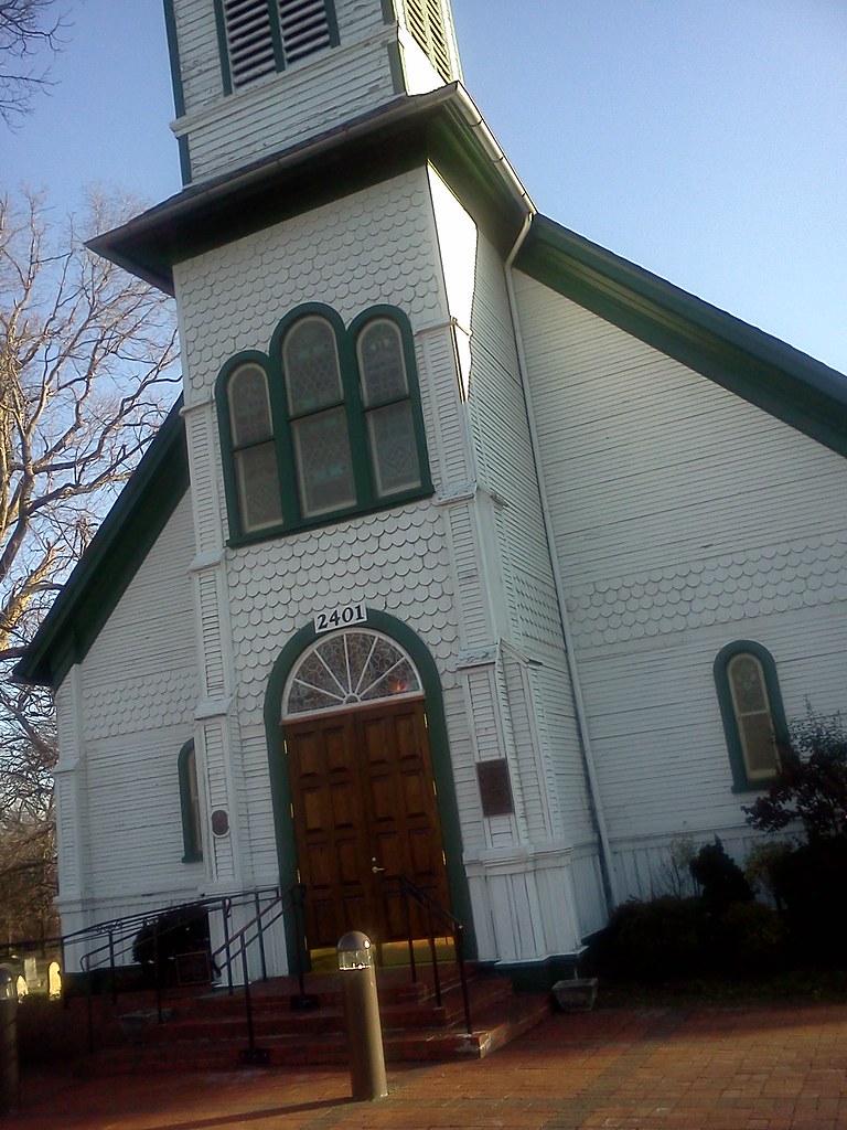 St. Ignatius, Oxon Hill DCCatholicChick Flickr