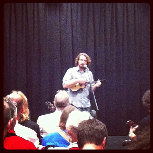 Learning so much about jazz ukulele from James Hill. And … Flickr