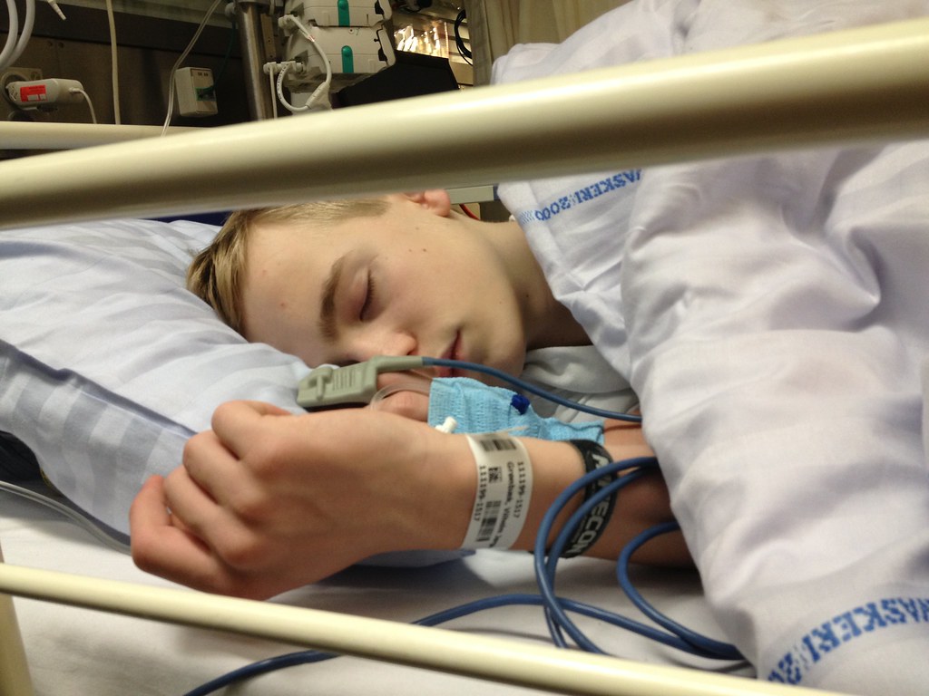 Coming slowly out of anaesthesia after surgery to get appe… Flickr