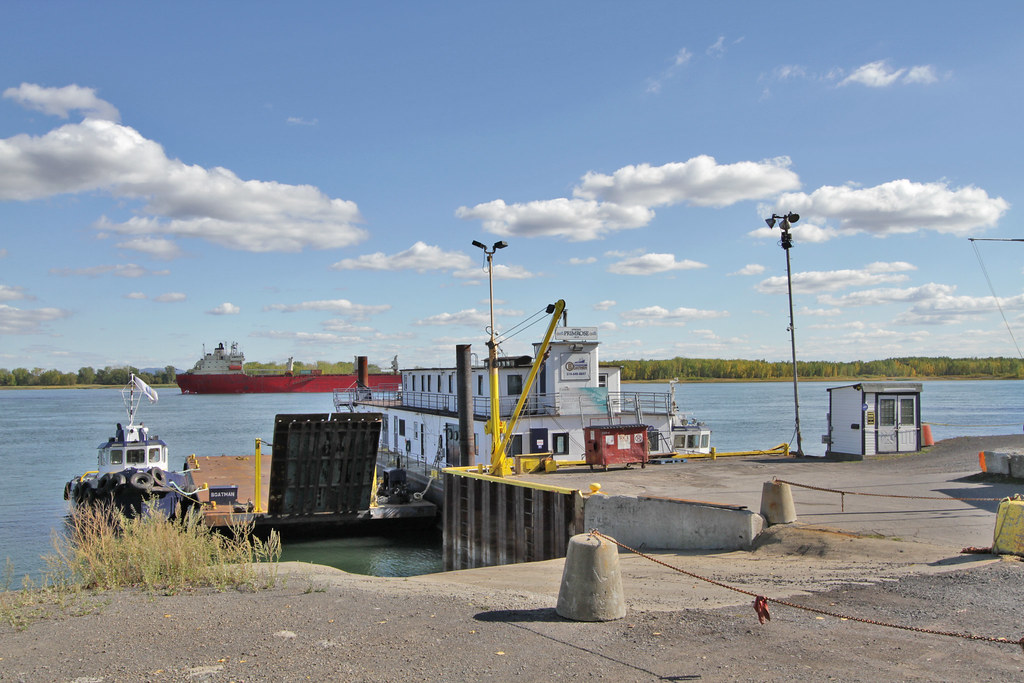 Quai au Parc du FortdePointeauxTrembles (PointeauxTr… Flickr