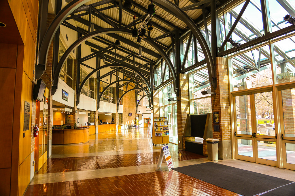 Port Moody City Hall Bob_2006 Flickr