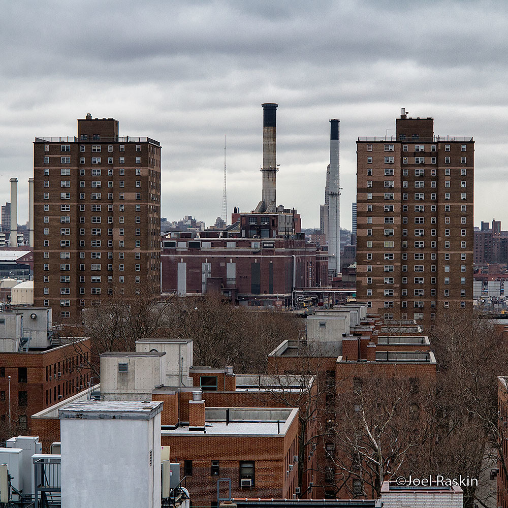 Gouverneur Brooklyn Looking between two apartment towers… Flickr