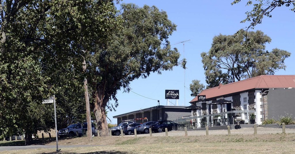 Plough Hotel, Myrniong, Victoria Peter Bruce Flickr