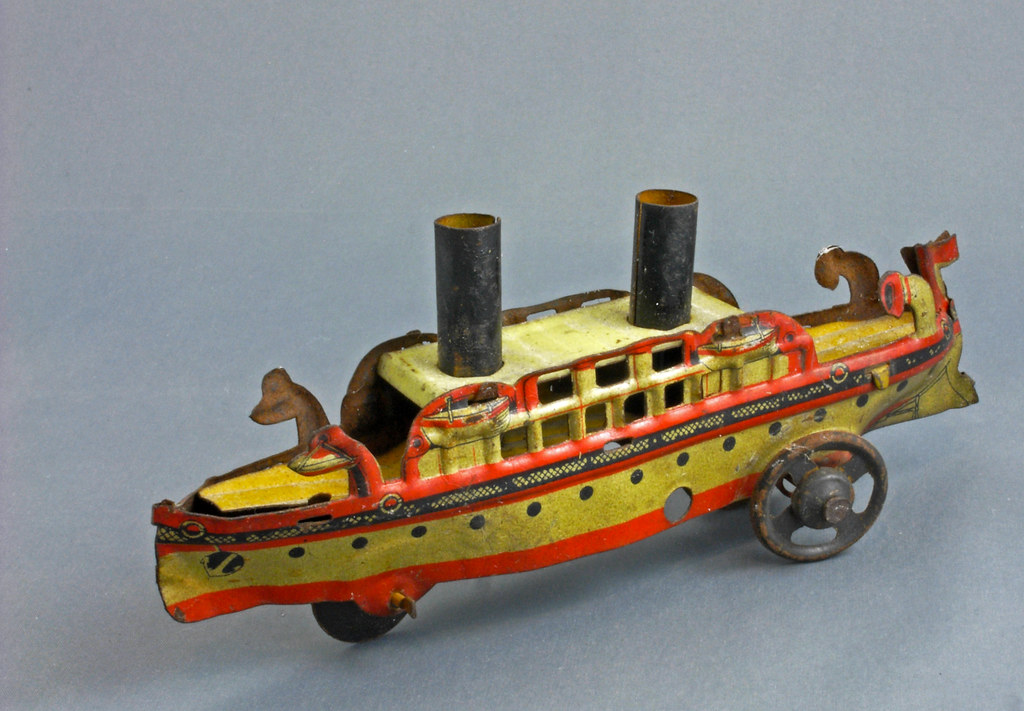 Days Of Yore One of those ancient things you find in some … Flickr