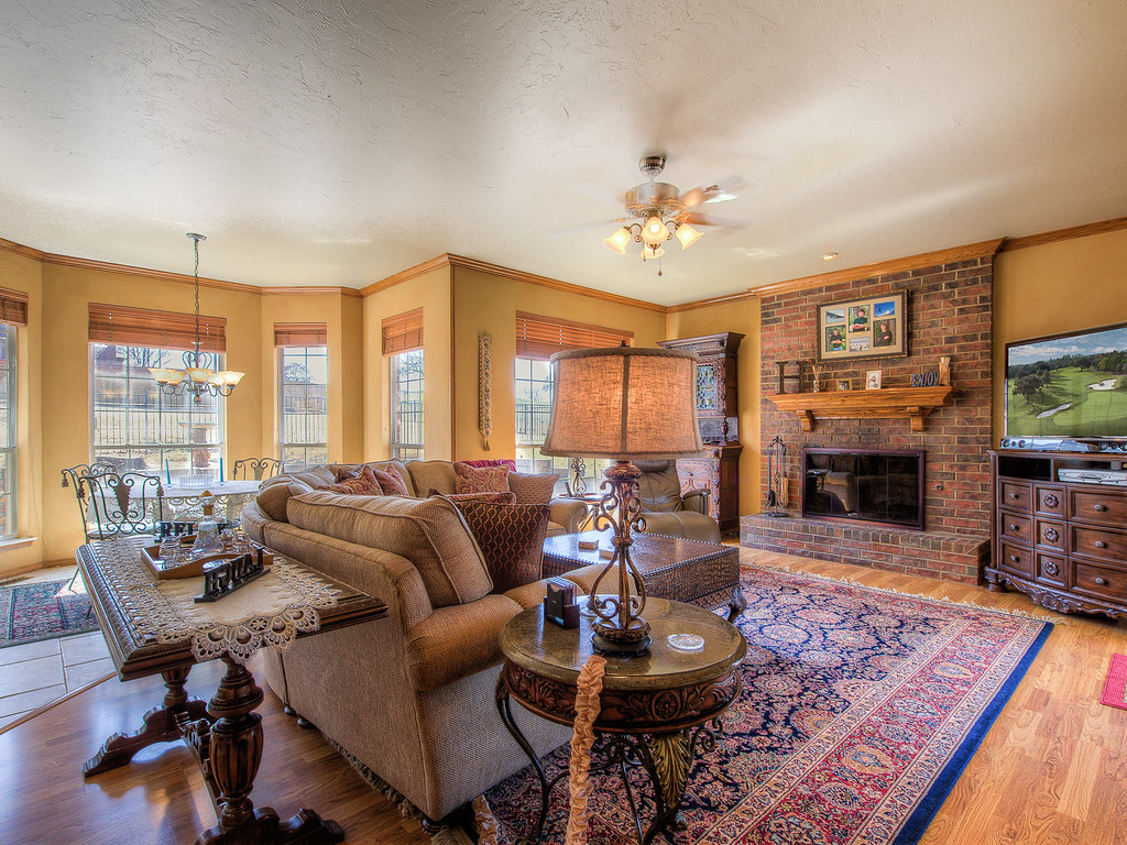 Fairway Estates 901 Bay Hill Family room Bill Wilson Flickr