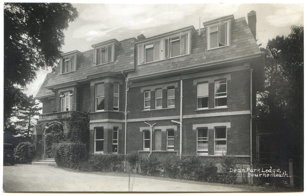 Dean Park Lodge, 31 Dean Park Road, Bournemouth, Dorset a photo on