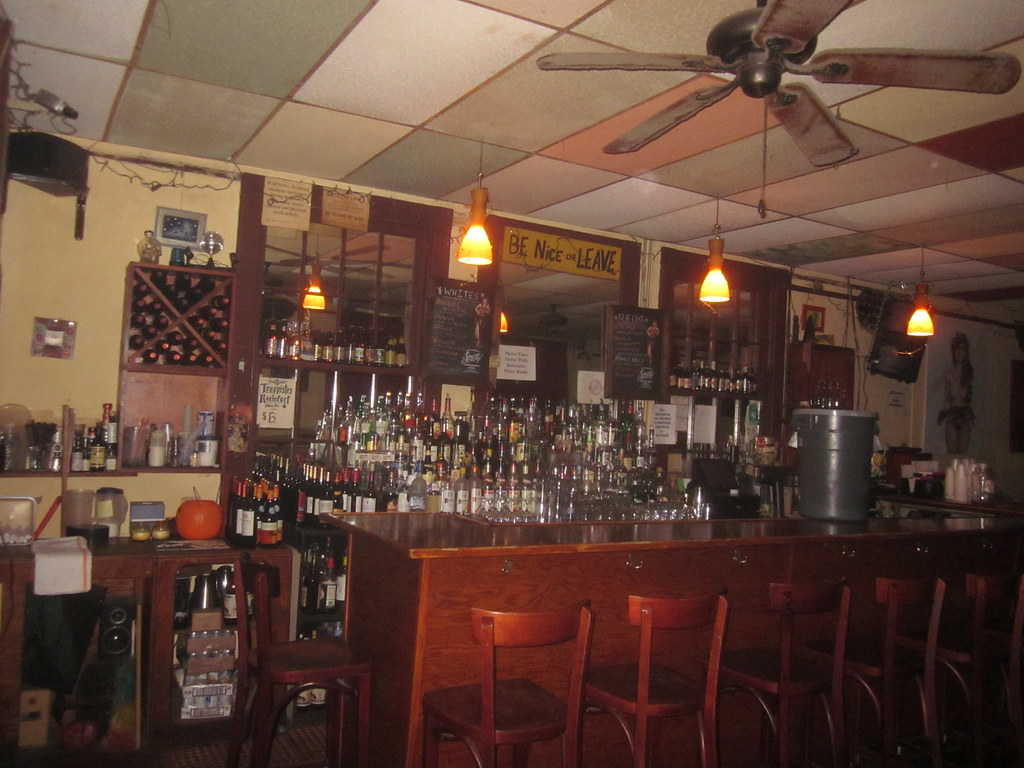 Mimis Upstairs Bar Mimi's in Marigny, New Orleans. Infrogmation of