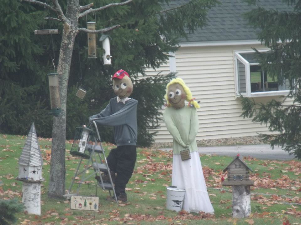 223364_267706829999366_16545593_n Chester NH Scarecrows 20… Flickr