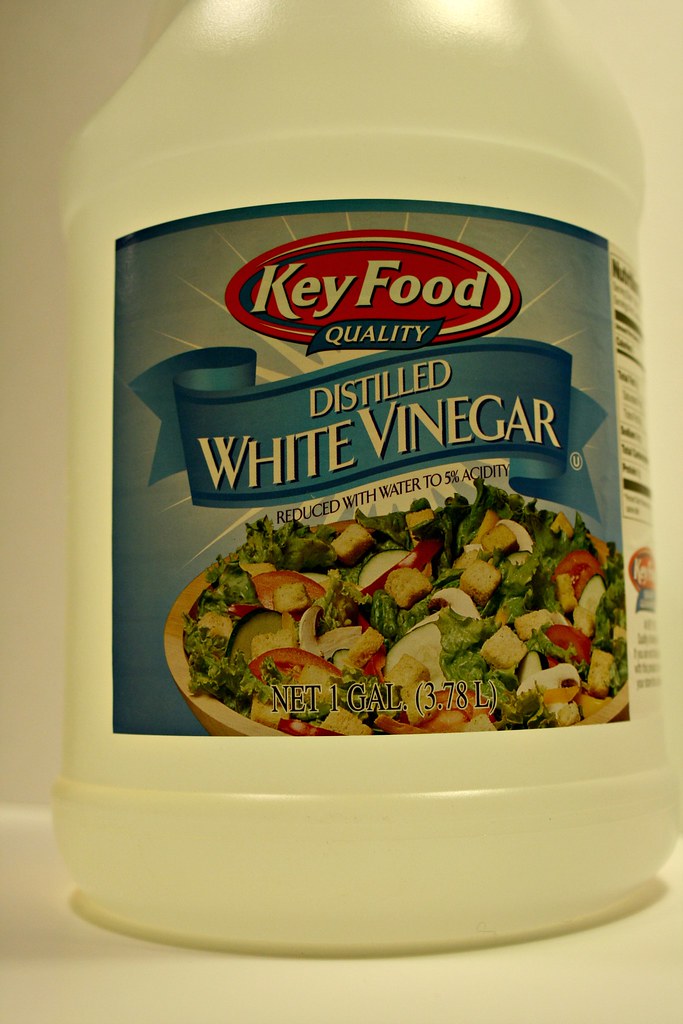Vinegar White vinegar for cleaning Feel free to use this… Flickr