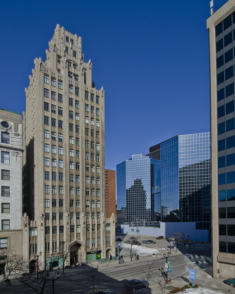 Pigott Building The Pigott Buiding was built in 1929 by Pi… Flickr