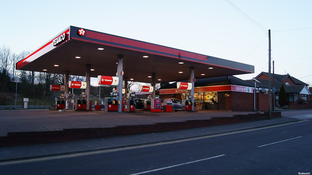Filling Station West End Road,Haydock Robbob2010 Flickr