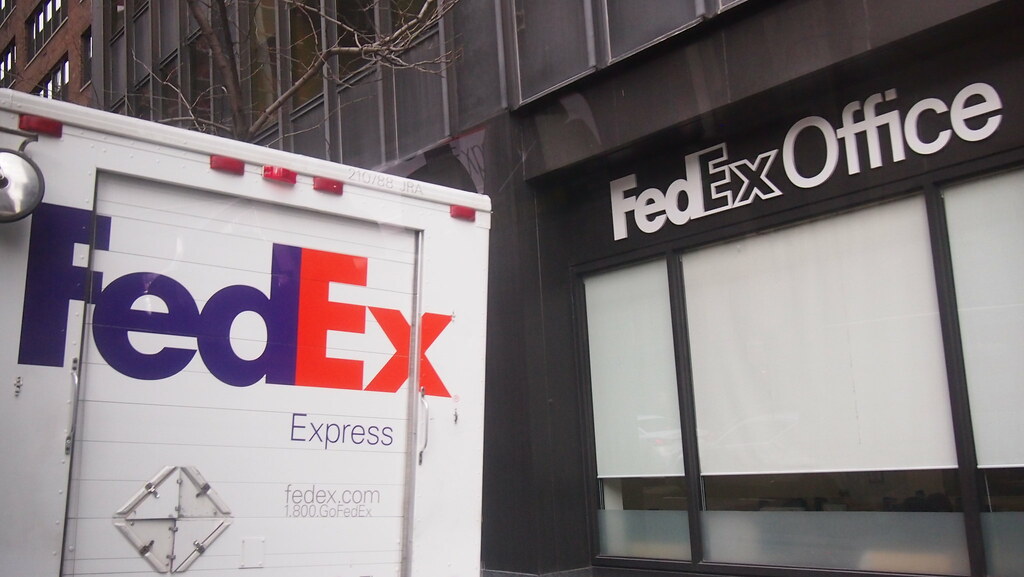 FedEx Office OLYMPUS DIGITAL CAMERA Isriya Paireepairit Flickr