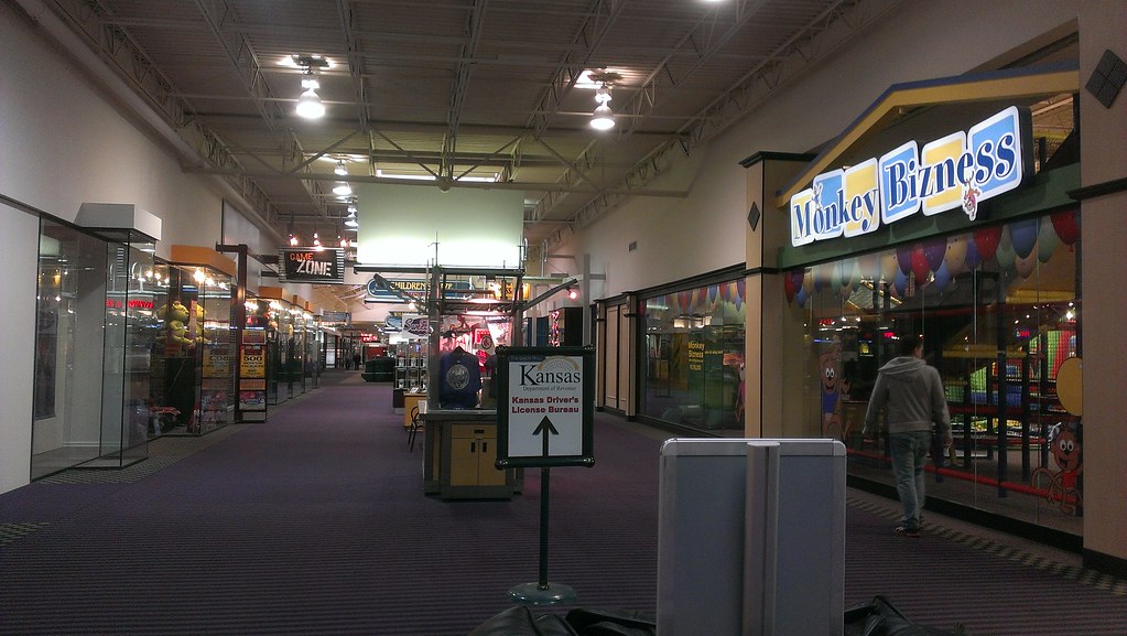 Flickriver Photoset 'The Great Mall of the Great Plains Olathe