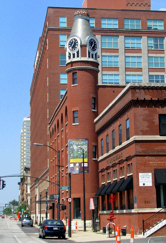 123 E. Main Louisville, KY The distinctive Clock tower a… Flickr