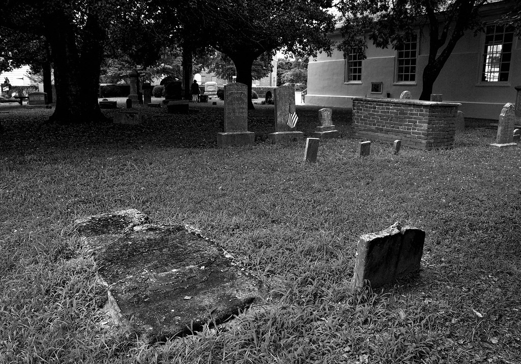Grace Episcopal Church Cemetery, Yorktown, Va r_green54 Flickr