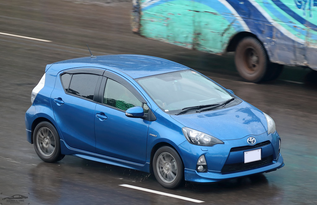 Toyota Aqua, Bangladesh. Airport Rd 2018. Shadman Samee Flickr