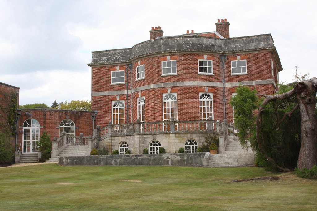 Hinton Admiral House 15052010 Jeff Brown Flickr