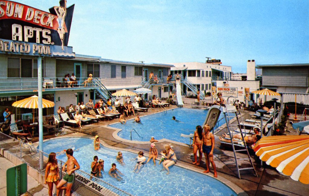 Sun Deck Apartments WildwoodbytheSea NJ On the ocean at… Flickr